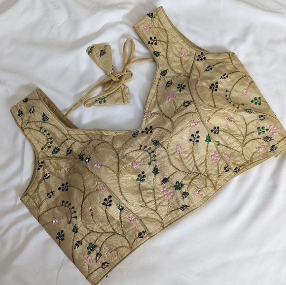 Readymade blouse for Saree or Lehenga - Crop top - Picture 1 of 11